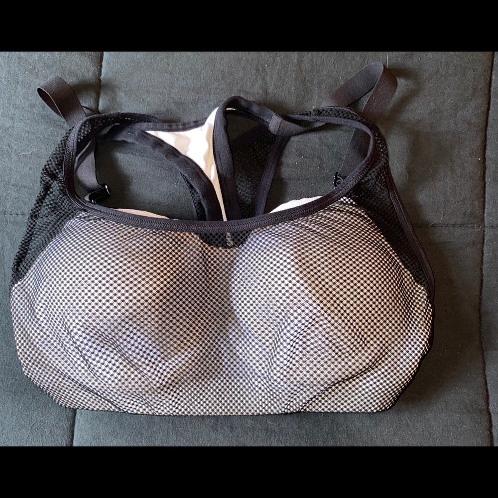 * 💵 * TWO Victoria’s Secret Sports Bras